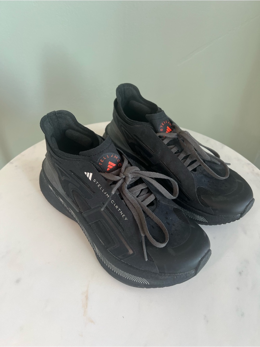 Adidas by Stella McCartney Ultraboost 5 Black Sneaker NWOB Size 6